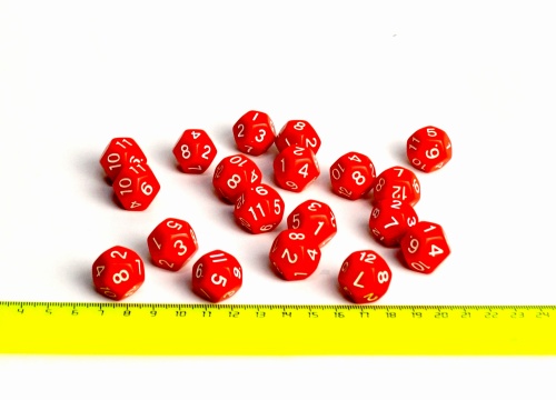 Кубик игральный (кости), 12 граней, цвет: белый, красный, пластик
