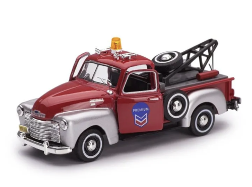Машина модель Chevrolet C-3100 Pickup with tow 1:43 металлическая, красная фото 2