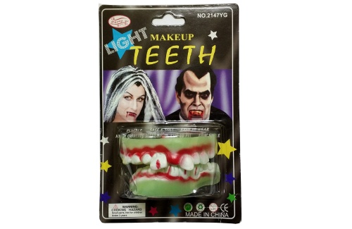 Челюсти Оборотня светящиеся Makeup Teeth LIGHT (зубы вампира) 2147YG, белый, латекс, размер 7*4*3 см фото 3 Челюсти Оборотня светящиеся Makeup Teeth LIGHT (зубы вампира) 2147YG, белый, латекс, размер 7*4*3 см фото 3