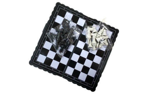 Настольная игра "Шахматы" A001 магнитные дорожные 13*13*1,5 см  фото 10