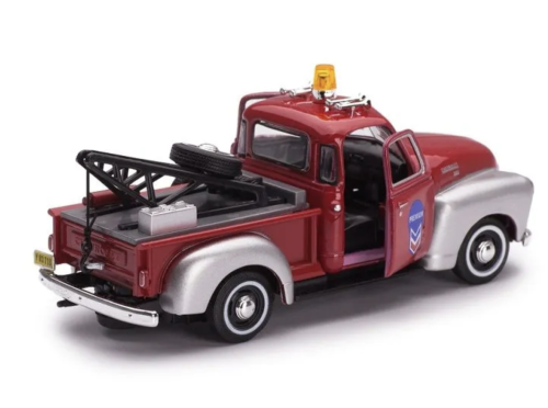 Машина модель Chevrolet C-3100 Pickup with tow 1:43 металлическая, красная фото 3